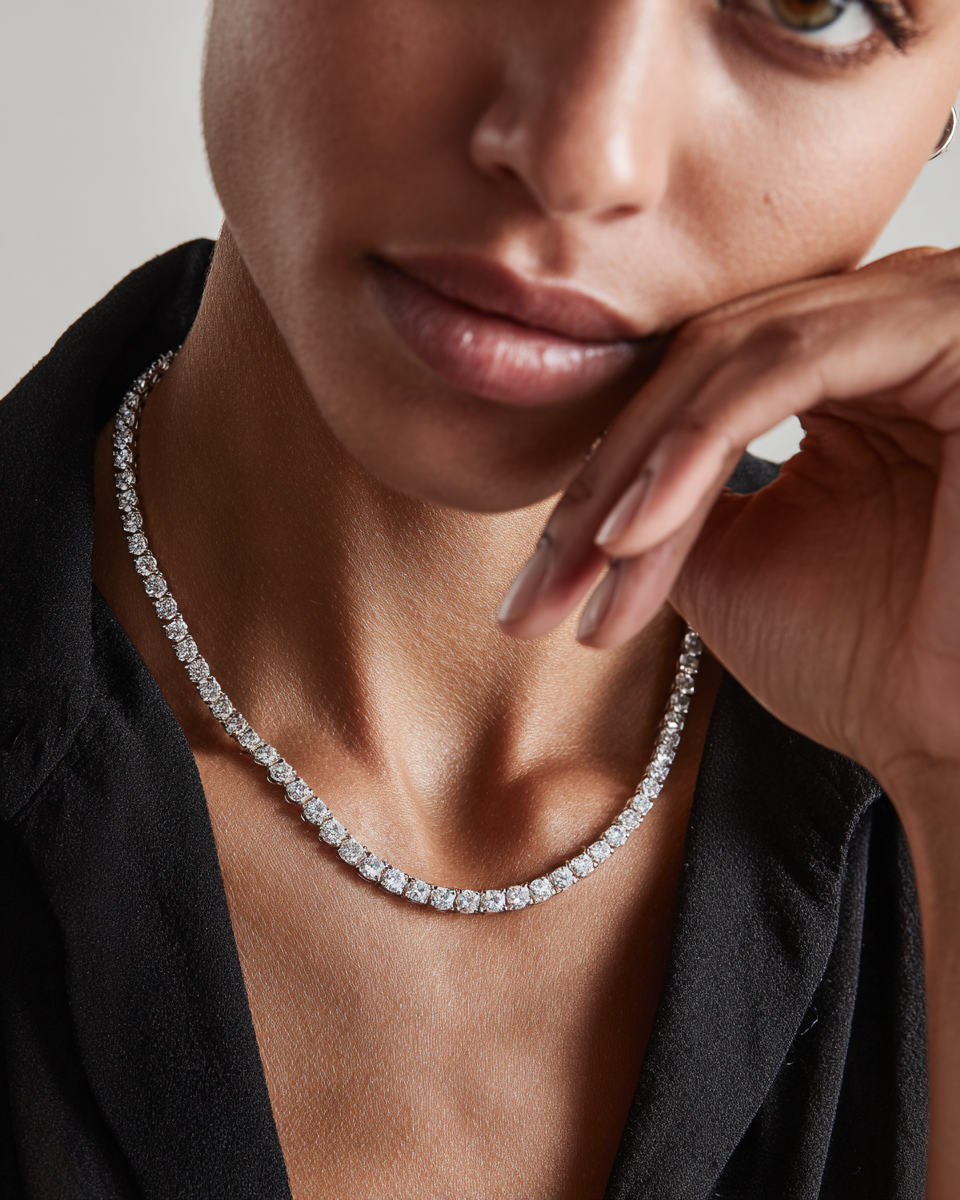 Natural Diamonds & Lab Grown Diamonds - Best prices for jewelry and diamonds. The best jewelry to shop in Dubai and Abu Dhabi - Dubai Tourism