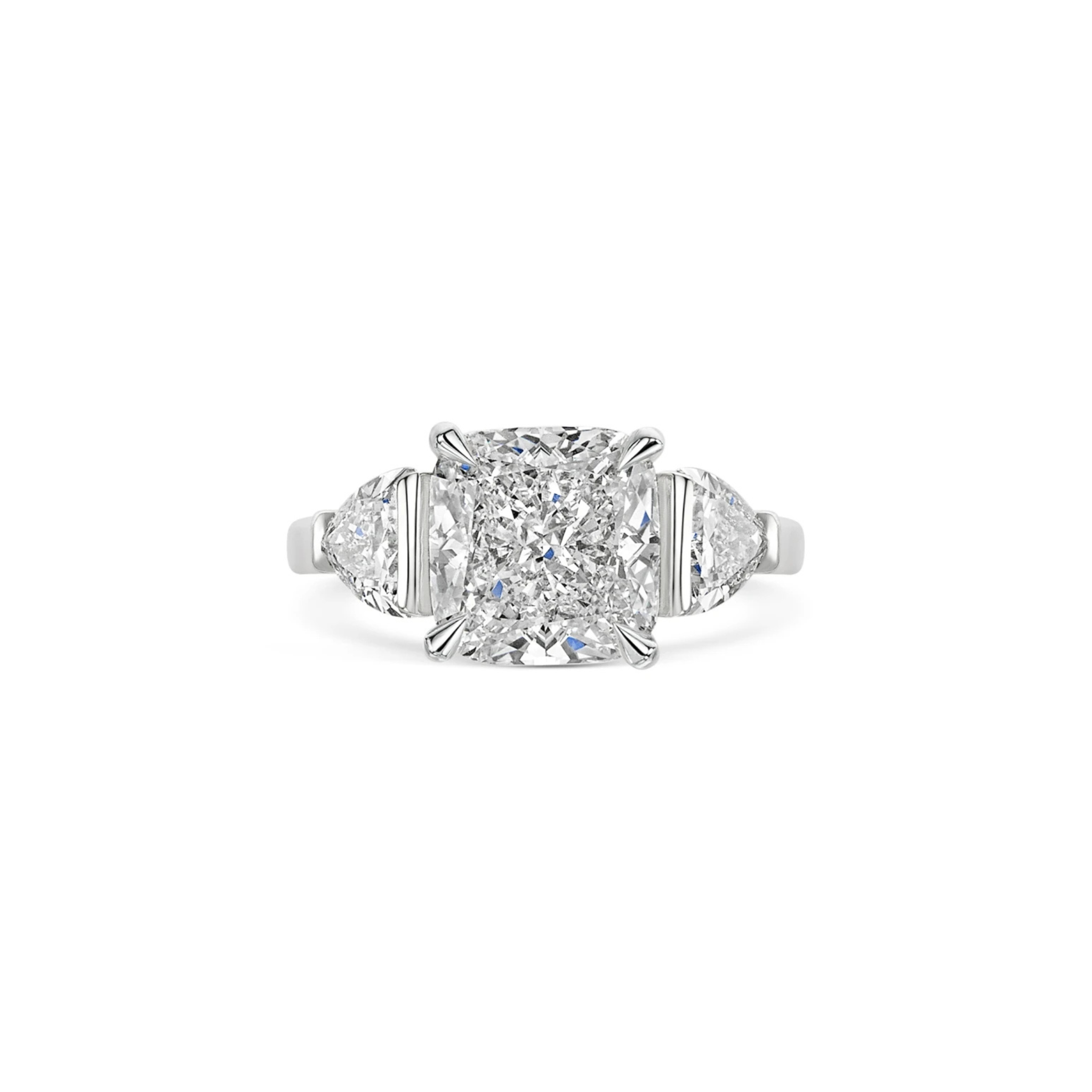 Avenna Cushion-Cut Three-Stone Ring 18K White Gold - Best prices for jewelry and diamonds. The best jewelry to shop in Dubai and Abu Dhabi - Dubai Tourism. Best Shopping in Dubai Mall - Fashion Avenue, Mall of Emirates, Dubai, Palm Jumeirah and UAE. Hip-hop custom jewelry and manufacturer supplier - diamond and gold wholesaler. The best place to visit in Dubai during vacation. Richie Gold & Diamond is located in Dubai Gold Souk