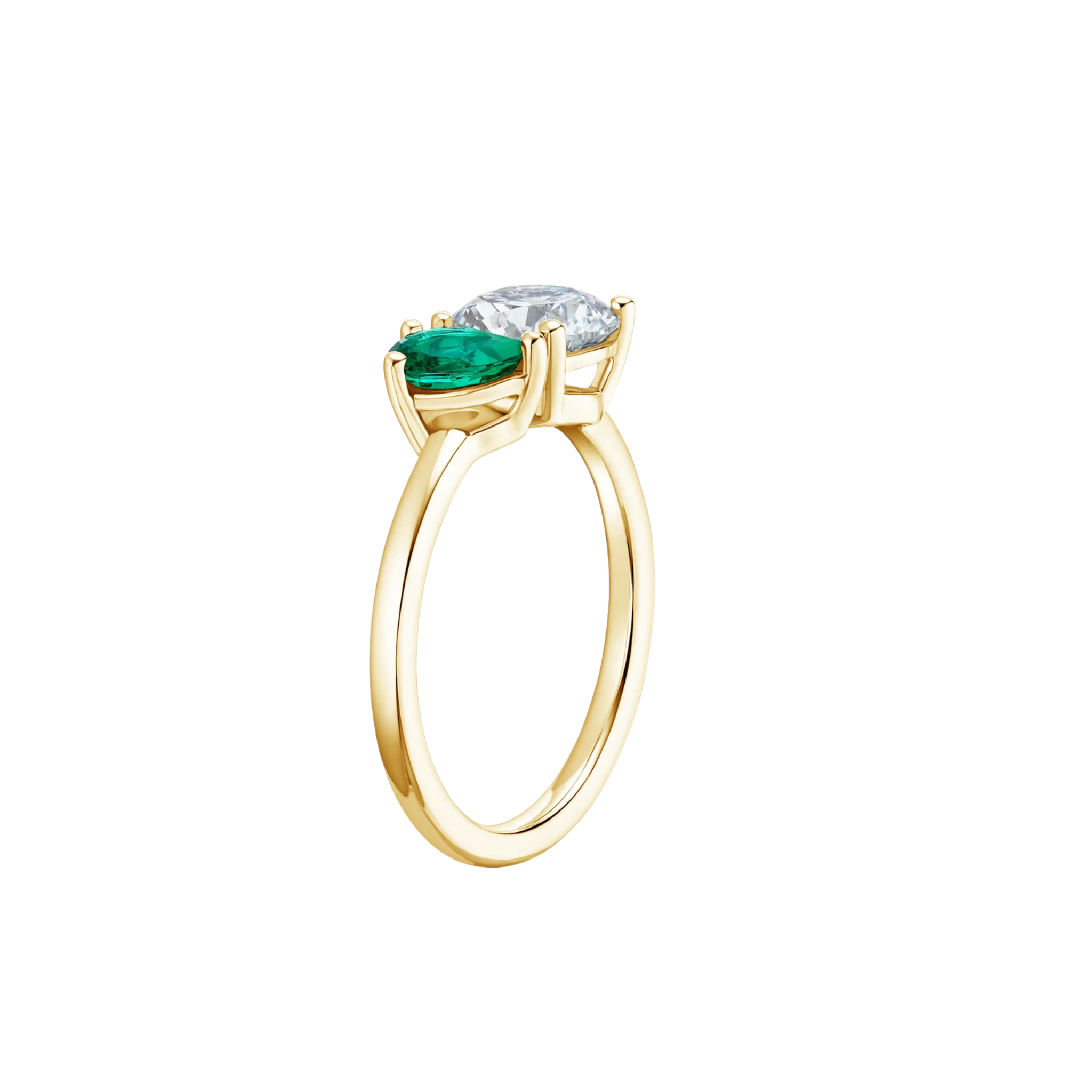 Esmara Toi et Moi Emerald Ring in 18K Gold - Best prices for jewelry and diamonds. The best jewelry to shop in Dubai and Abu Dhabi - Dubai Tourism. Best Shopping in Dubai Mall - Fashion Avenue, Mall of Emirates, Dubai, Palm Jumeirah and UAE. Hip-hop custom jewelry and manufacturer supplier - diamond and gold wholesaler. The best place to visit in Dubai during vacation. Richie Gold & Diamond is located in Dubai Gold Souk