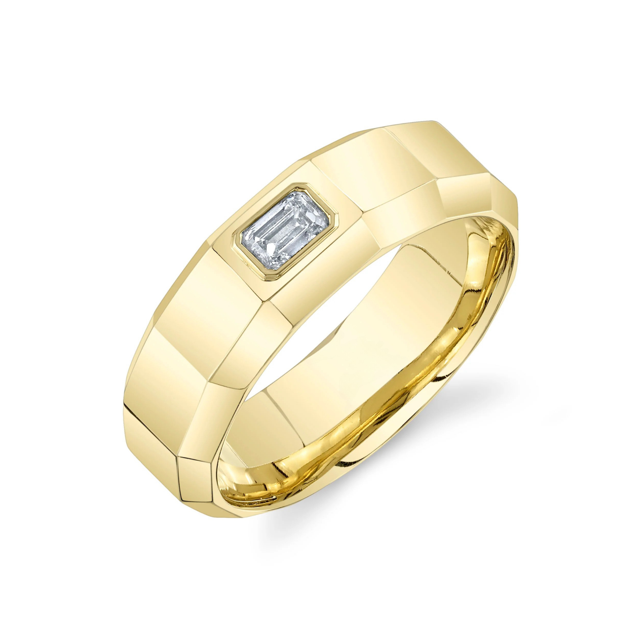 Kaelen Men’s Emerald-Cut Diamond Band 18K Gold - Natural Diamonds & Lab Grown Diamonds  - Best prices for jewelry and diamonds. The best jewelry to shop in Dubai and Abu Dhabi - Dubai Tourism. Best Shopping in Dubai Mall - Fashion Avenue, Mall of Emirates, Dubai, Palm Jumeirah and UAE. Hip-hop custom jewelry and manufacturer supplier - diamond and gold wholesaler. The best place to visit in Dubai during vacation. Richie Gold & Diamond is located in Dubai Gold Souk