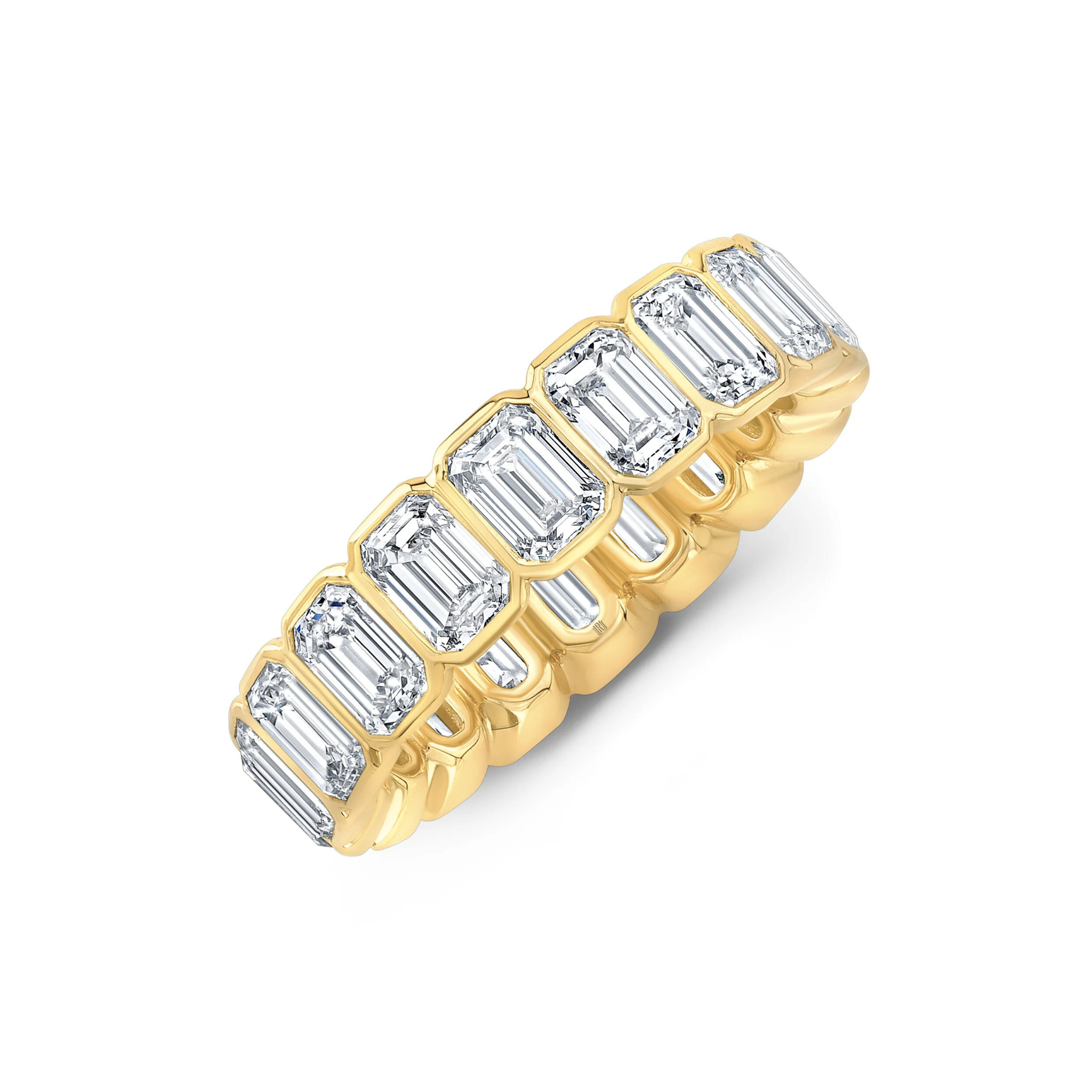 Lucara Emerald-Cut Bezel Diamond Eternity Band 18K Gold - Natural Diamonds & Lab Grown Diamonds  - Best prices for jewelry and diamonds. The best jewelry to shop in Dubai and Abu Dhabi - Dubai Tourism. Best Shopping in Dubai Mall - Fashion Avenue, Mall of Emirates, Dubai, Palm Jumeirah and UAE. Hip-hop custom jewelry and manufacturer supplier - diamond and gold wholesaler. The best place to visit in Dubai during vacation. Richie Gold & Diamond is located in Dubai Gold Souk.