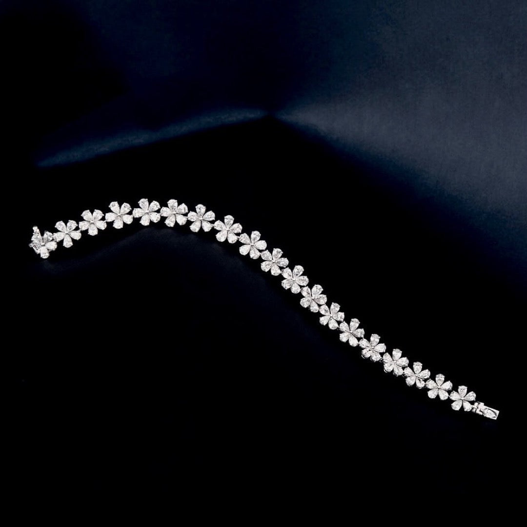 Luxury Bridal Jewelry Dubai, Diamond Bridal Sets UAE, Best Prices Bridal Jewelry, Custom Engagement & Wedding Rings, Elegant Bridal Earrings & Necklaces, Wedding Jewelry Sets, Dubai Gold Souk Bridal Jewelry