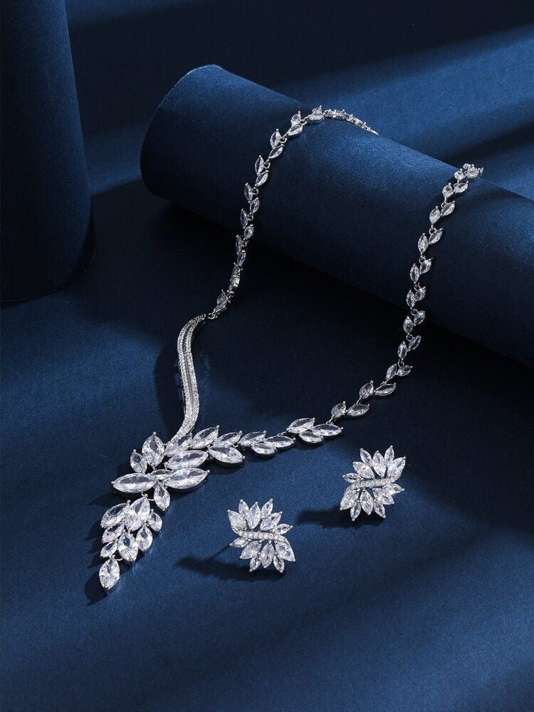 Luxury Bridal Jewelry Dubai, Diamond Bridal Sets UAE, Best Prices Bridal Jewelry, Custom Engagement & Wedding Rings, Elegant Bridal Earrings & Necklaces, Designer Wedding Jewelry Sets, Dubai Gold Souk Bridal Jewelry