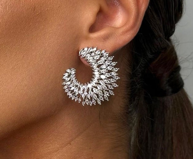 Luxury Bridal Jewelry Dubai, Diamond Bridal Sets UAE, Best Prices Bridal Jewelry, Custom Engagement & Wedding Rings, Elegant Bridal Earrings & Necklaces, Designer Wedding Jewelry Sets, Dubai Gold Souk Bridal Jewelry