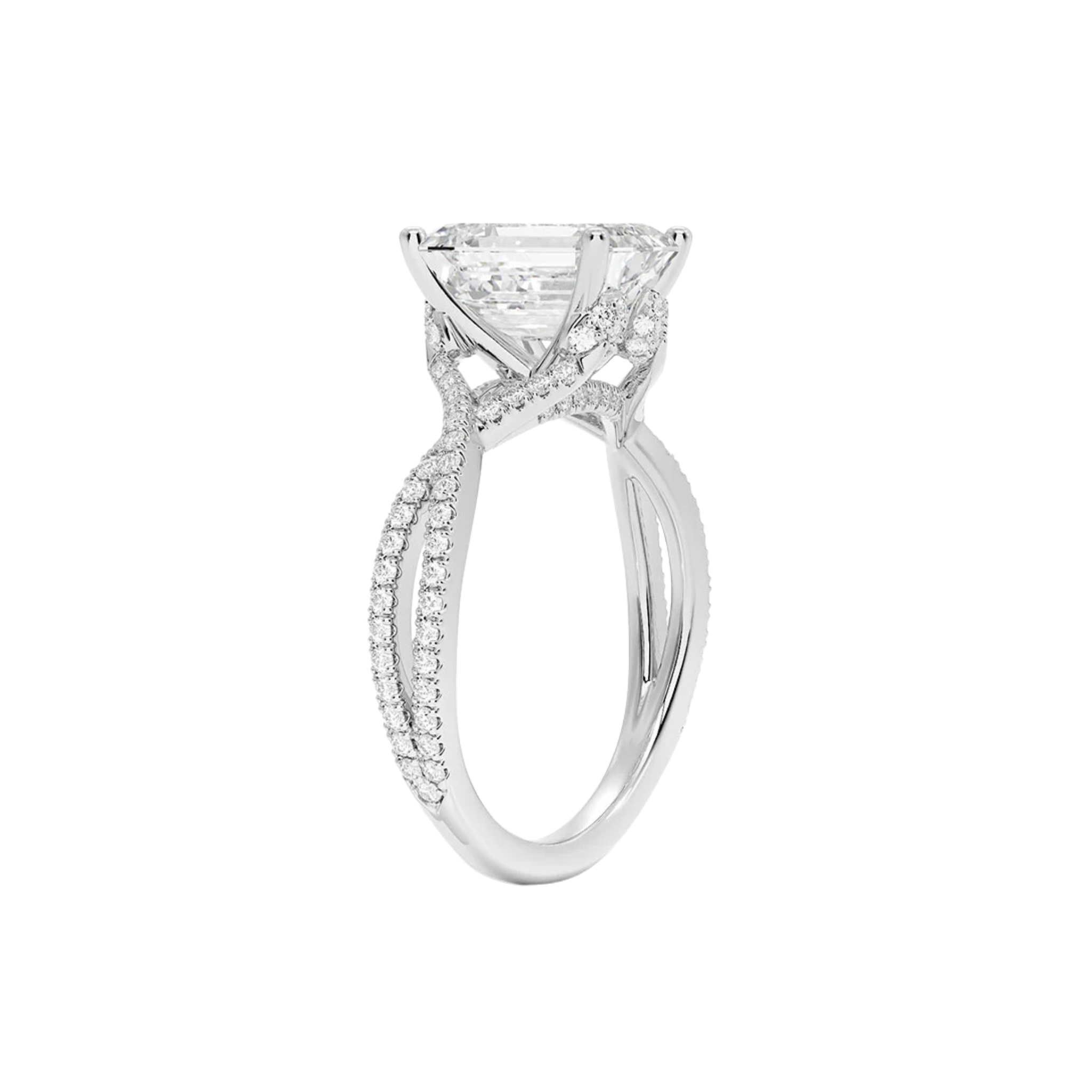 Solavine Emerald Twist Pavé Ring in 18K White Gold - Best prices for jewelry and diamonds. The best jewelry to shop in Dubai and Abu Dhabi - Dubai Tourism. Best Shopping in Dubai Mall - Fashion Avenue, Mall of Emirates, Dubai, Palm Jumeirah and UAE. Hip-hop custom jewelry and manufacturer supplier - diamond and gold wholesaler. The best place to visit in Dubai during vacation. Richie Gold & Diamond is located in Dubai Gold Souk